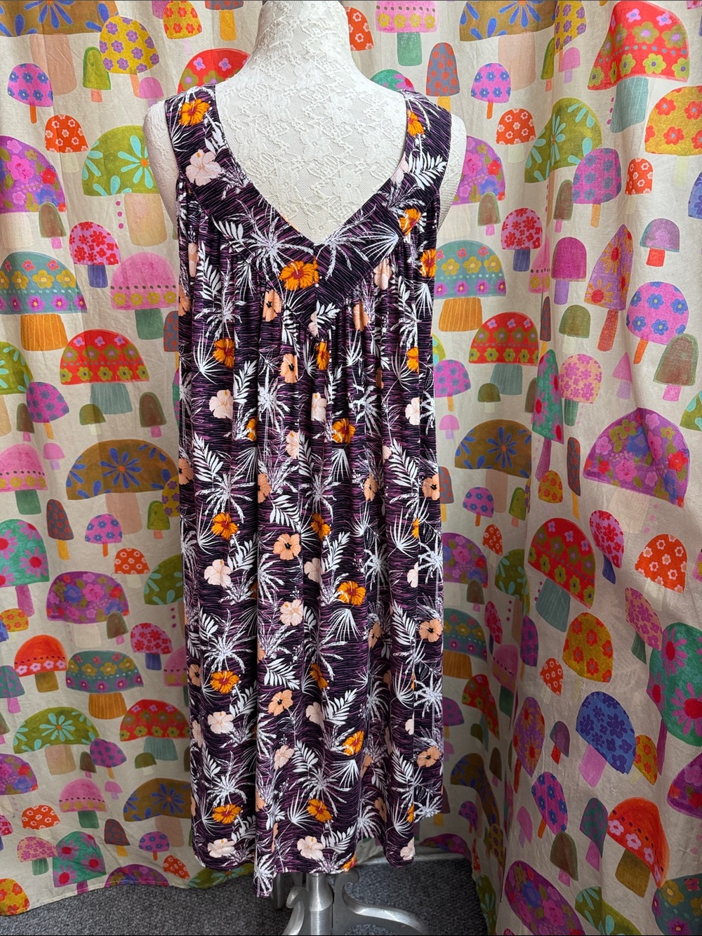Women’s Sleeveless Tropical Dress. Large? - Picture 5 of 6